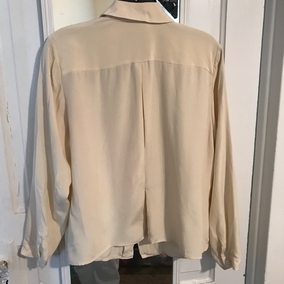 Jones NY silk blouse sz womens 14 P. Good condtn. - Picture 4 of 4